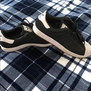 Adidas Superstar